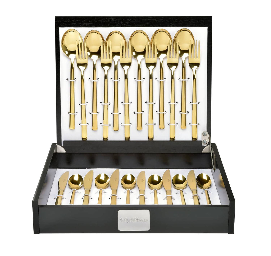 Diamond Cutlery Set With a Box